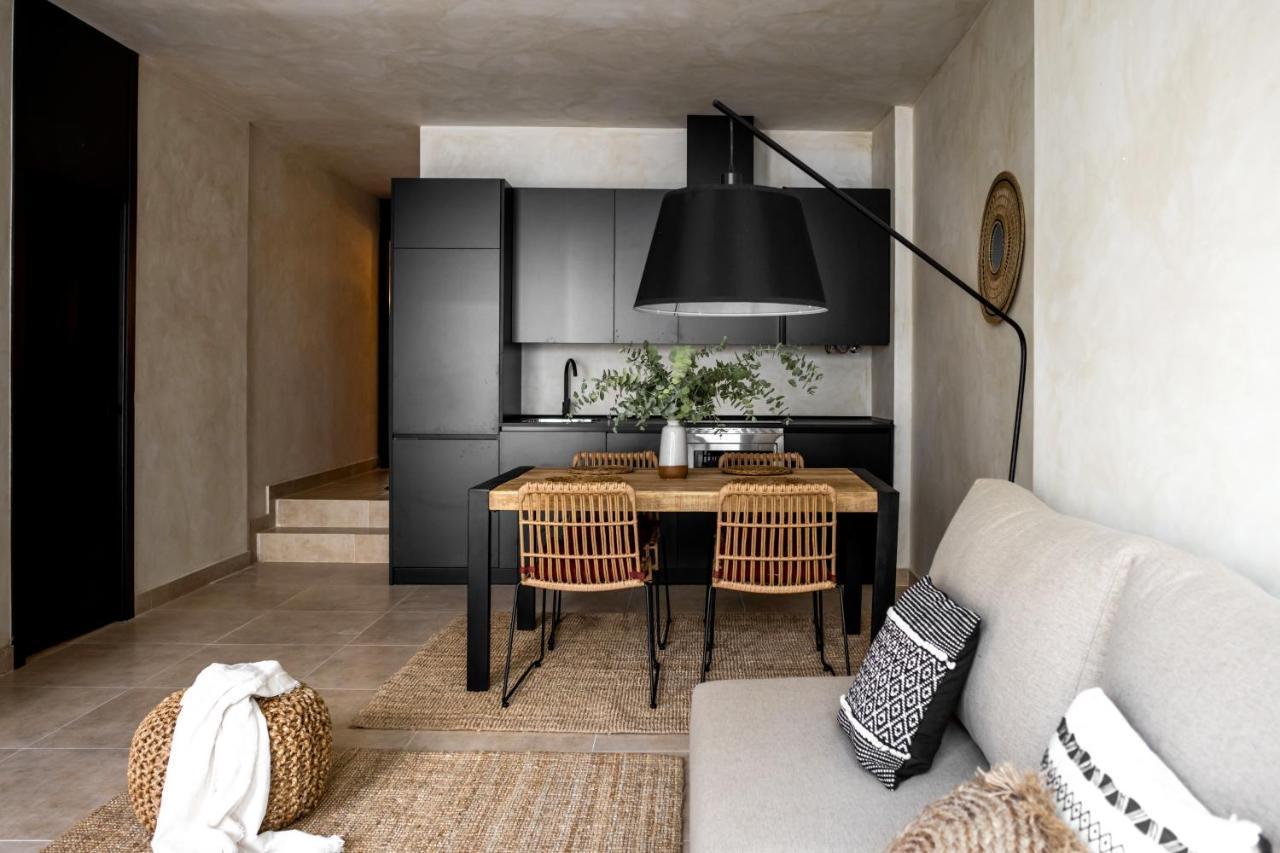 Edificio Lola 3 Apartment *