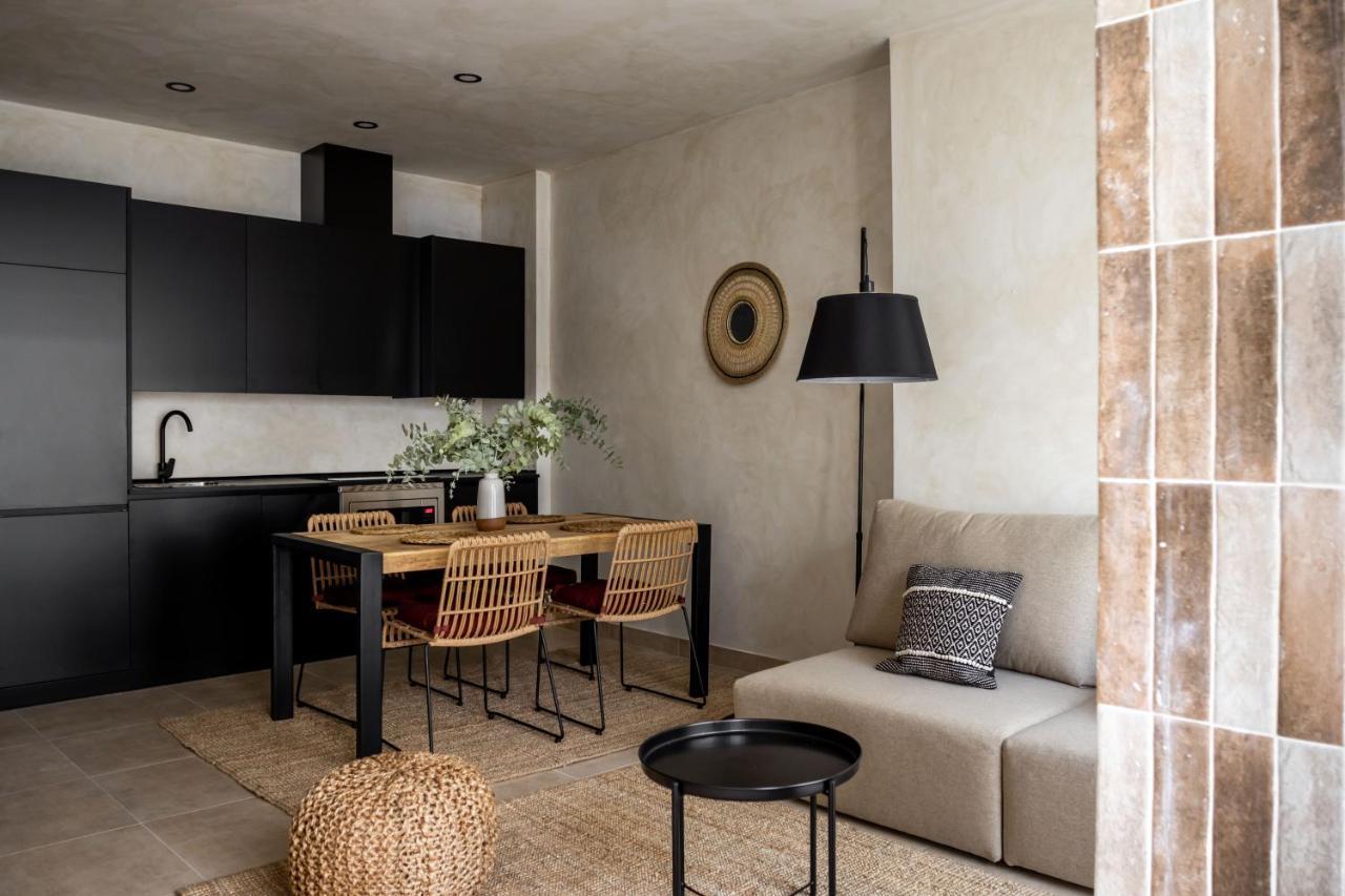 Edificio Lola 3 * Lucena